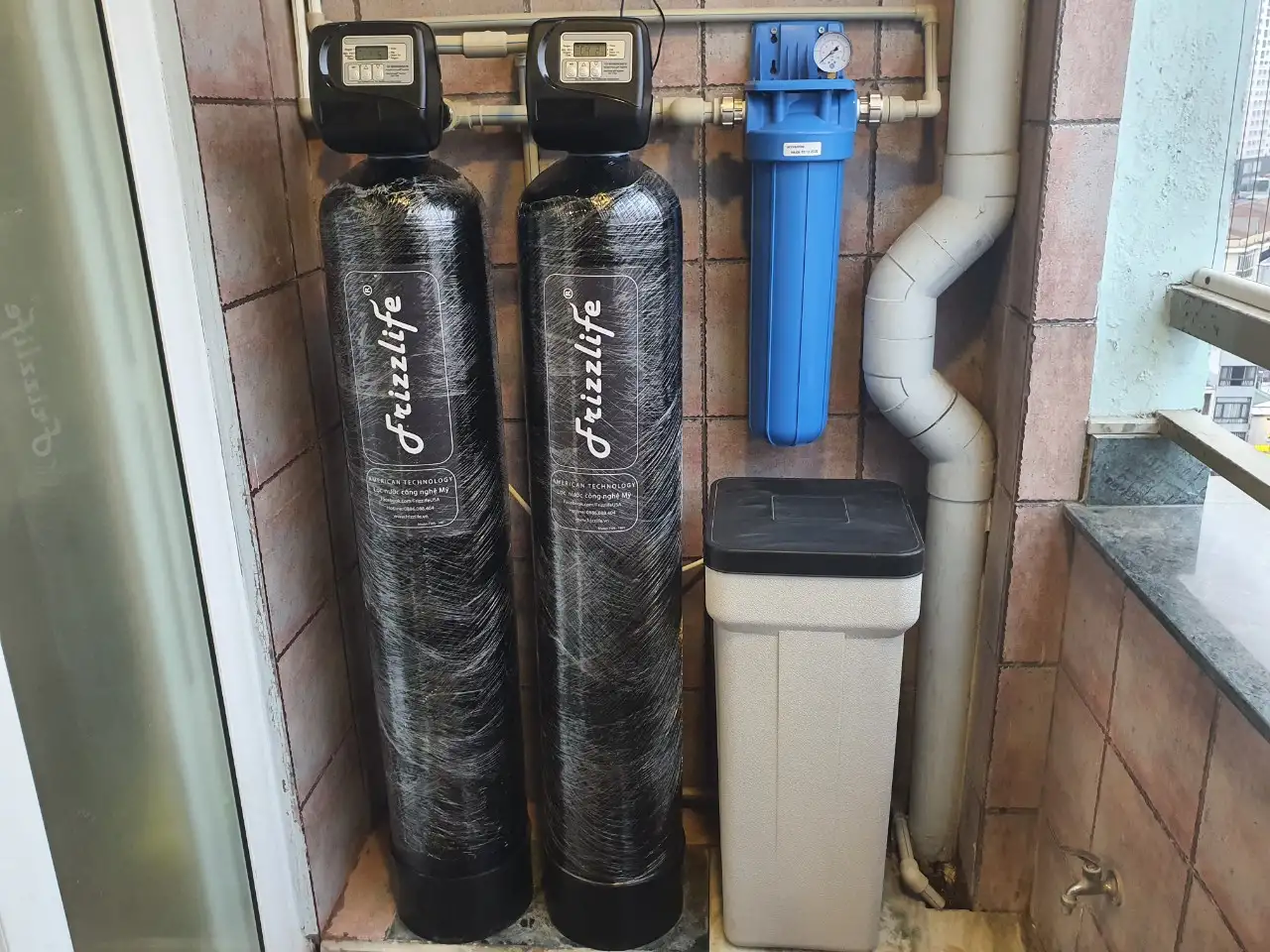Tổng quan về máy lọc nước tổng cho căn hộ chung cư